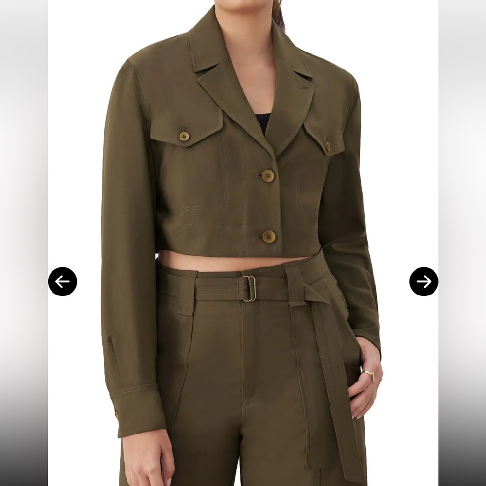 GSTQ Cropped Utility jacket L NWT